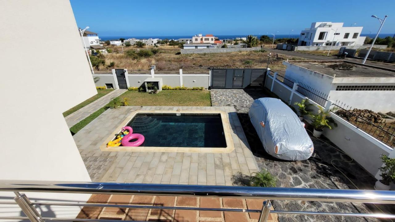 Coquette Villa Avec Piscine Flic-en-Flacq Eksteriør billede